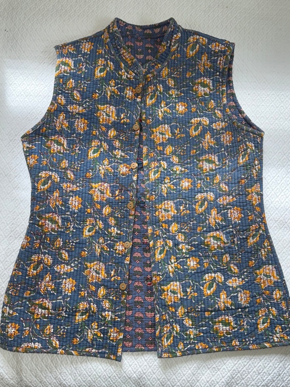 Kantha Quilted cotton Indian Block reversible button up Floral waistcoat vest M